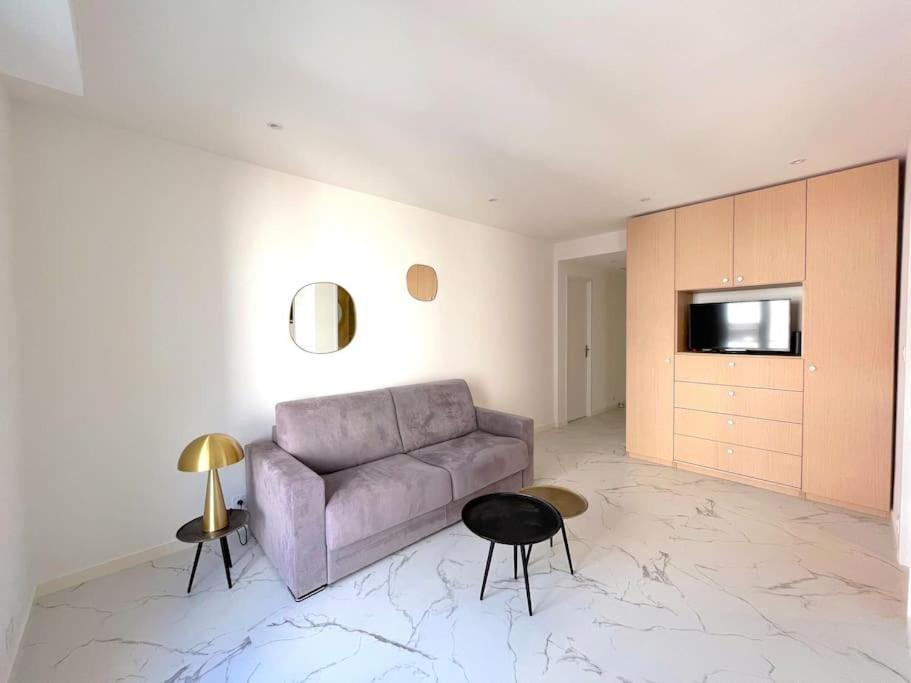 Joli Studio - Studio Neuf Terrasse Clim Wi-Fi 2 Min. Des Plages Antibes Eksteriør billede